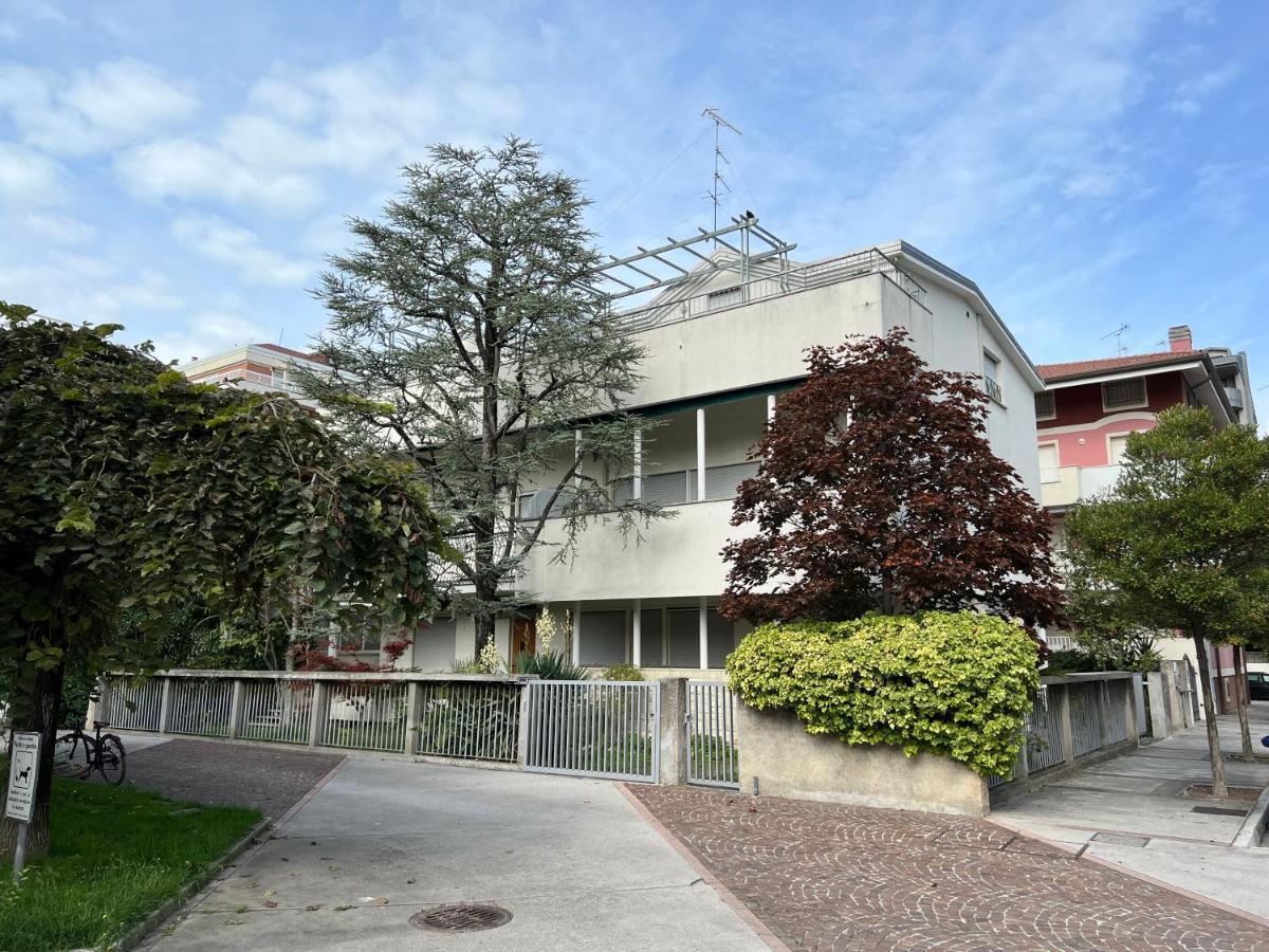 Villa Verdi Apartments Grado Exterior foto